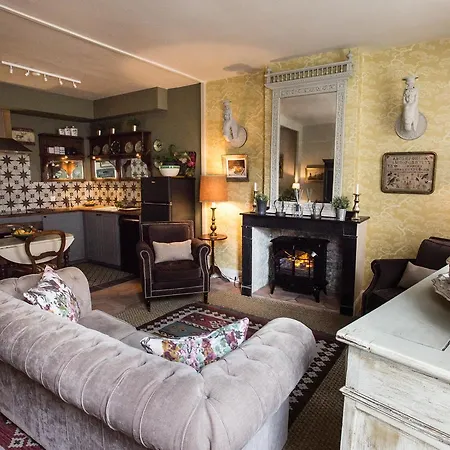 Maison 1888 Holiday home *