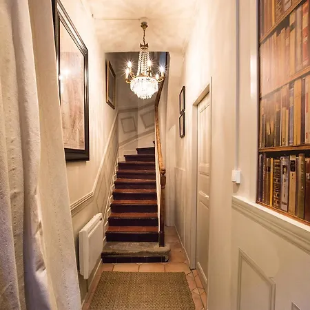 Maison 1888 Отель